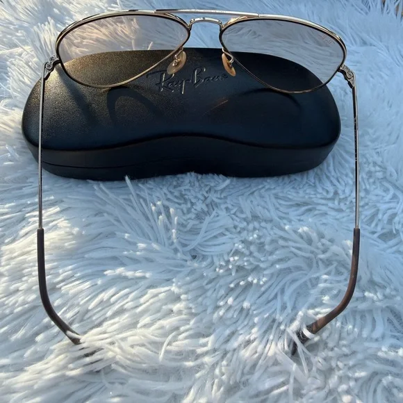 Ray-Ban Gold Aviator Sunglasses - Picture 7 of 9